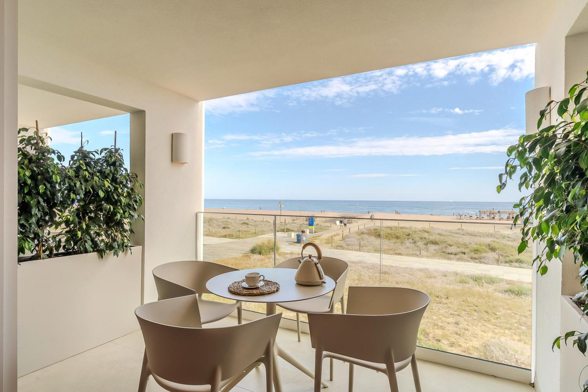 Apartamentos Azul Castelldefels Exterior foto